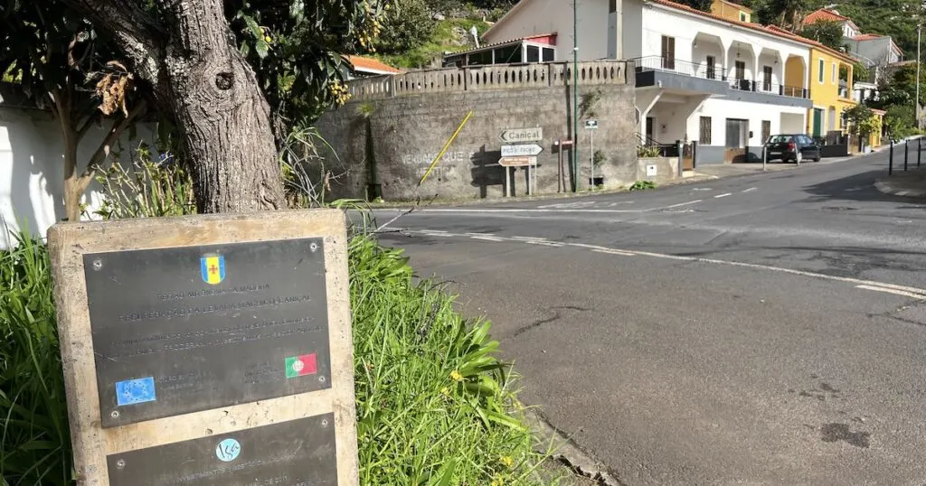 A roadside plaque marks the start of the Levada dos Maroços in Machico.