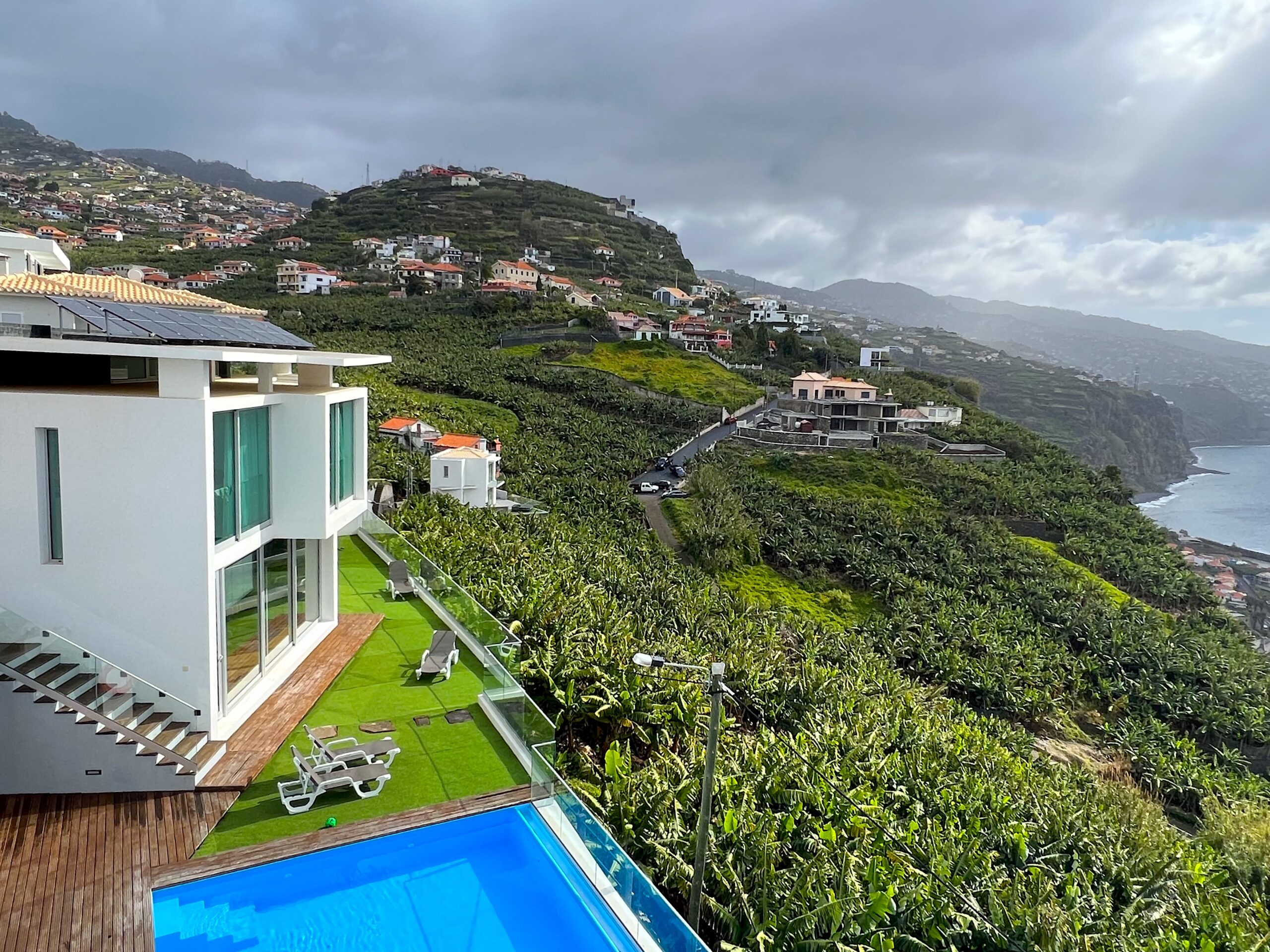 A villa with a swimming pool on the Madeira coast, one of the best places to stay in Ponta do Sol.